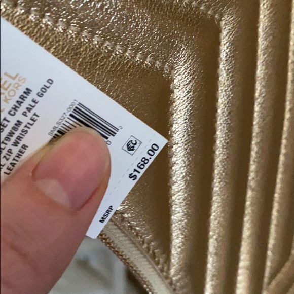 Gold Michael Kors purse NWT - Picture 7 of 7
